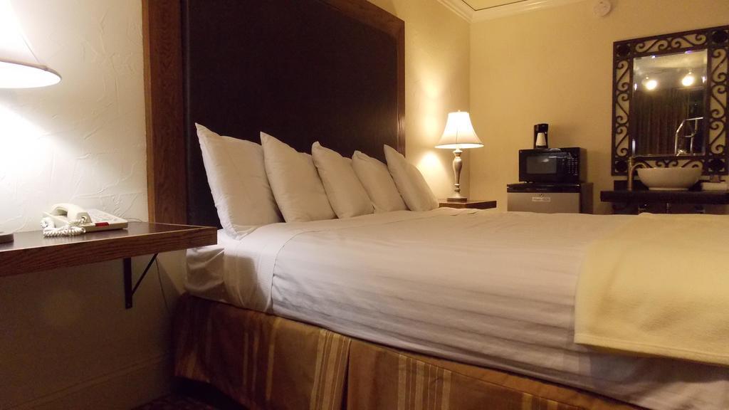 Hotel Corpus Christi Bayfront Екстер'єр фото