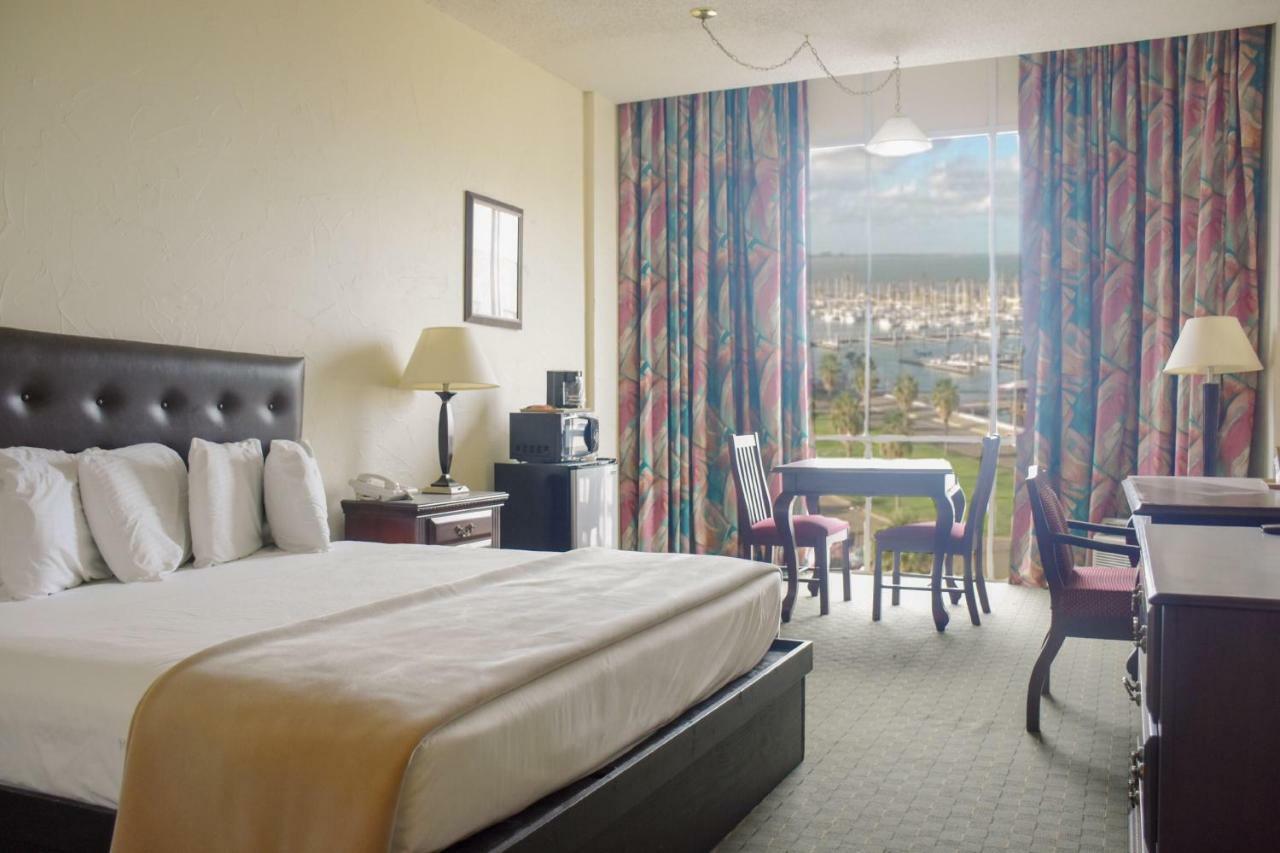 Hotel Corpus Christi Bayfront Екстер'єр фото